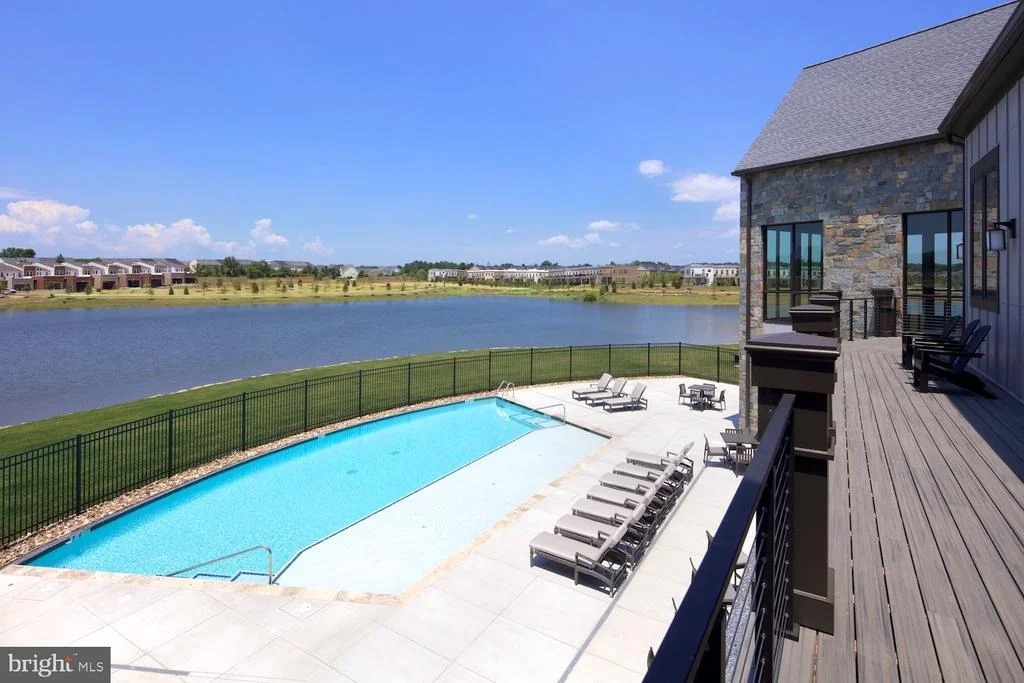 Photo of 42863 BEAVER CROSSING SQUARE
