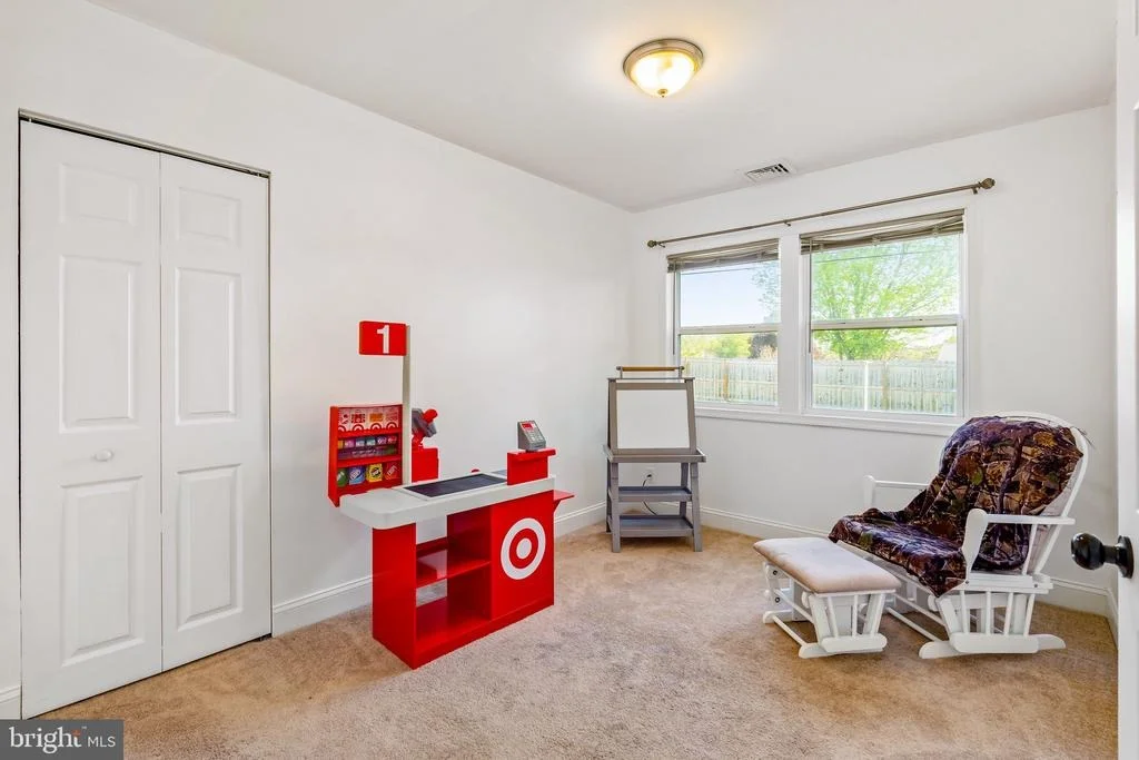 Photo of 9 LEEDOM ROAD