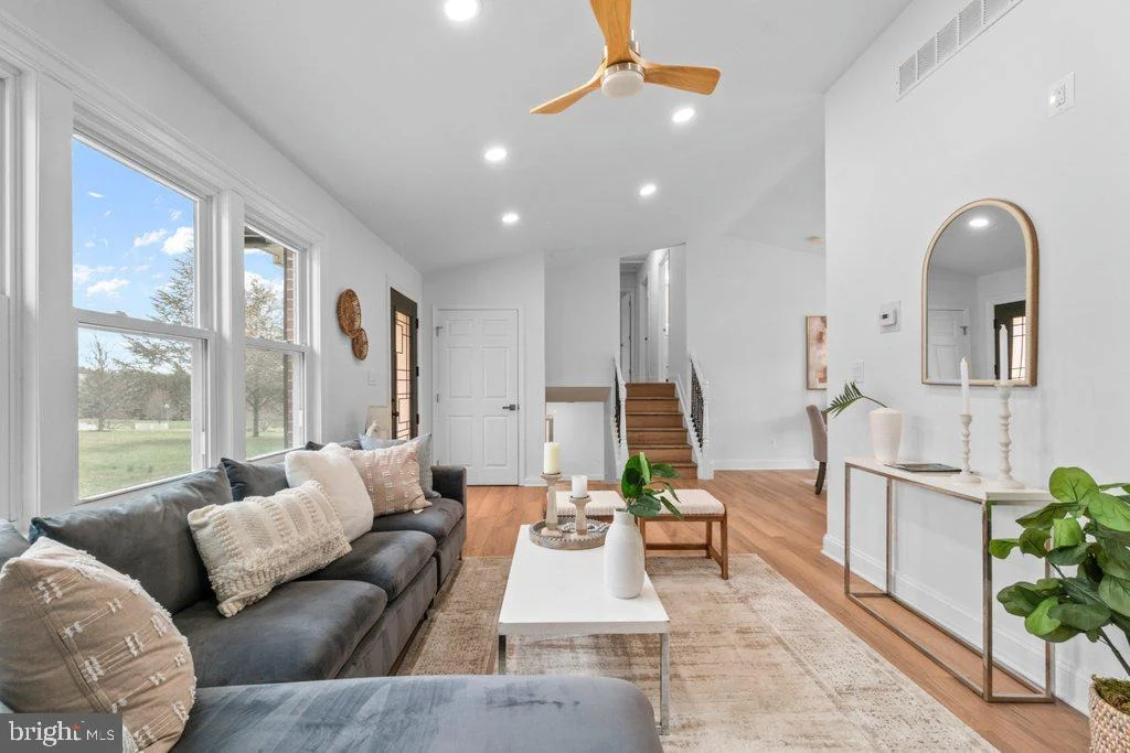 Photo of 3174 CARDINAL DRIVE