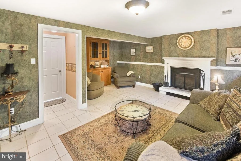 Photo of 7075 JASPER DRIVE