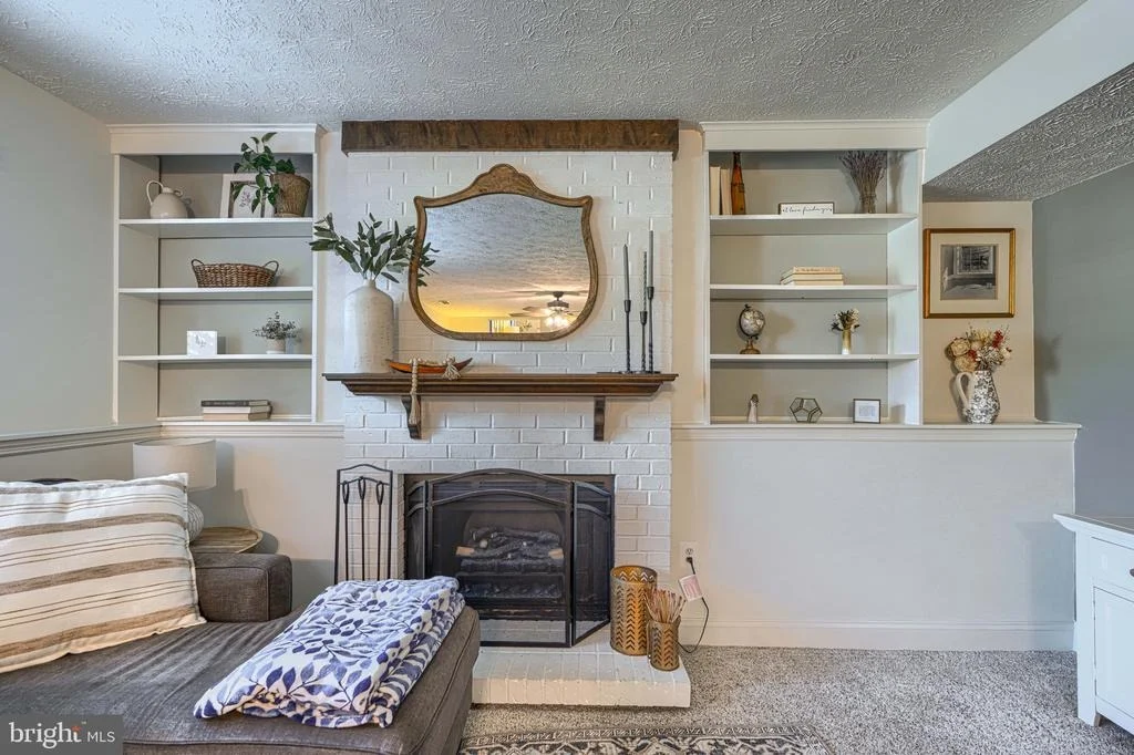 Photo of 1004 PEPPARD DRIVE