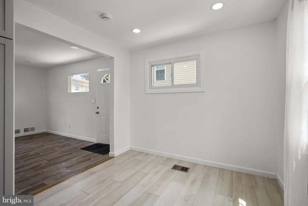 Photo of 12111 BLUHILL ROAD