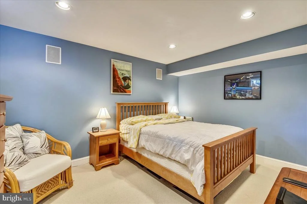 Photo of 25861 SPRING FARM CIRCLE