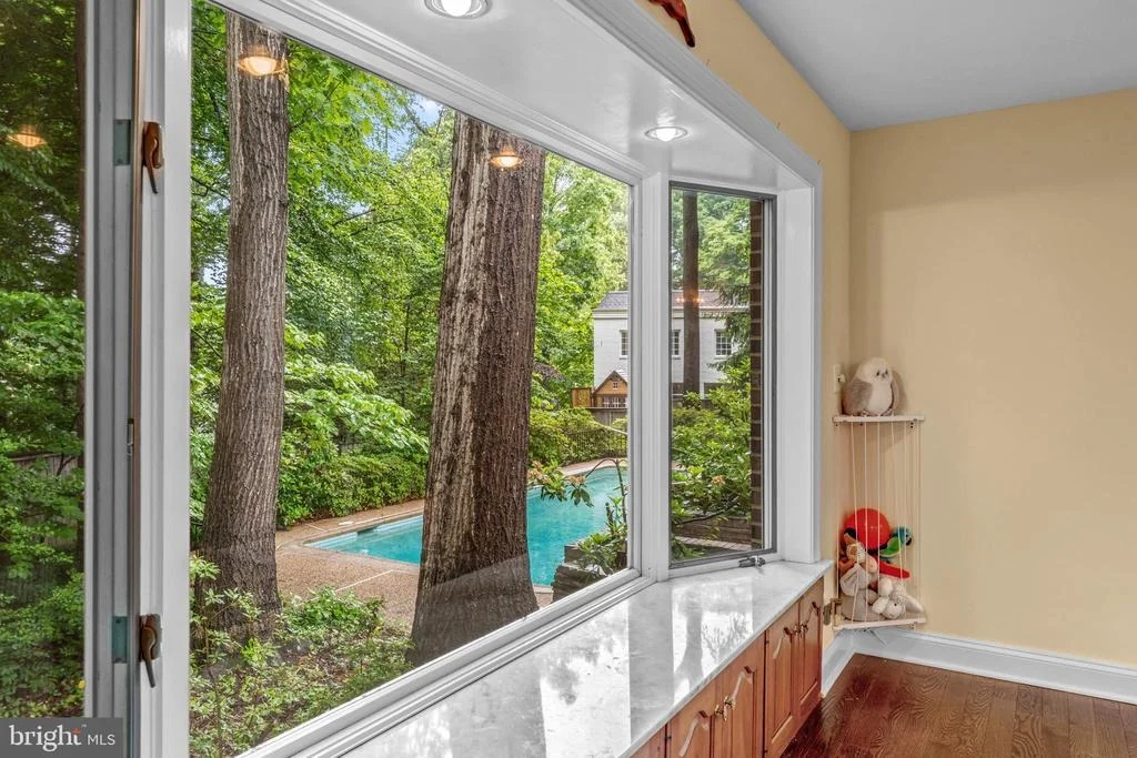 Photo of 1502 HIGHWOOD DRIVE