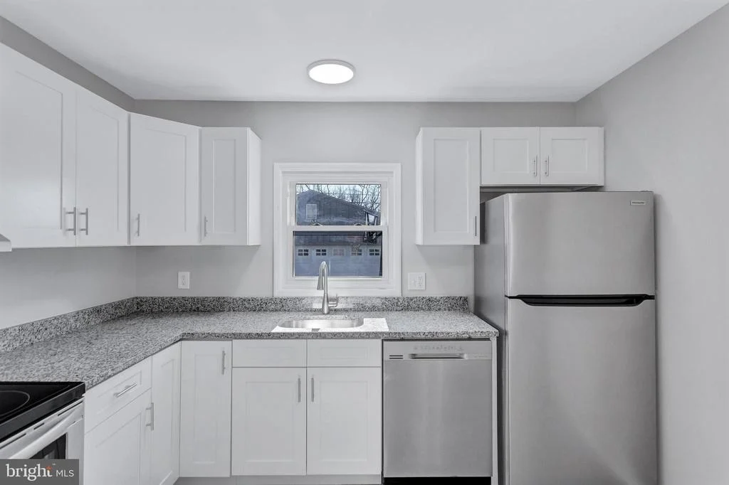 Photo of 362 OLD LINE AVENUE