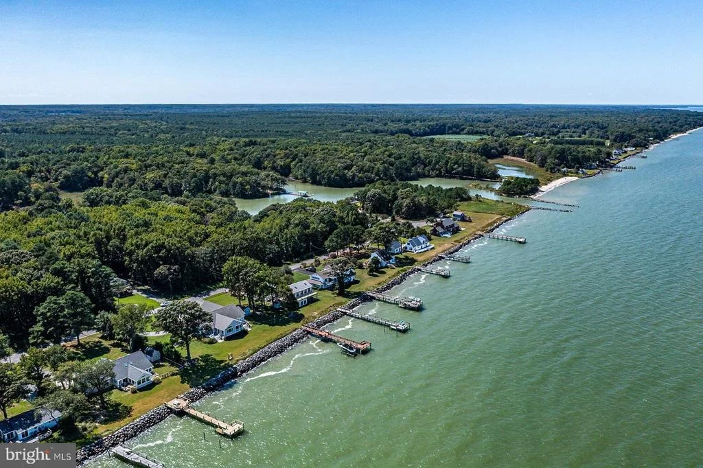 Photo of 976 BRAMMER DRIVE