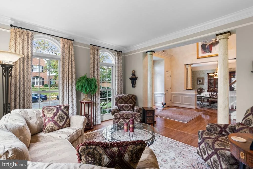 Photo of 4918 DOWNLAND TERRACE