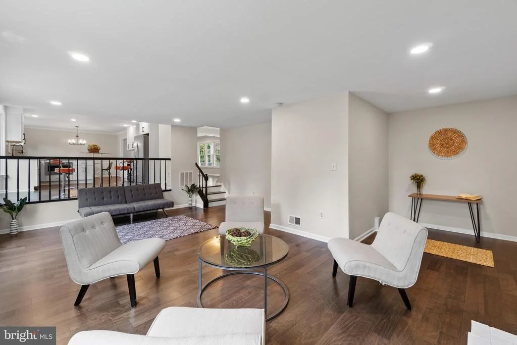 Photo of 14724 BOTANY WAY