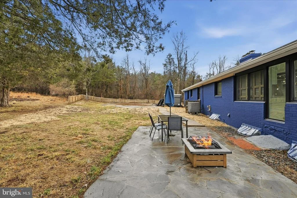 Photo of 2639 LOGMILL ROAD