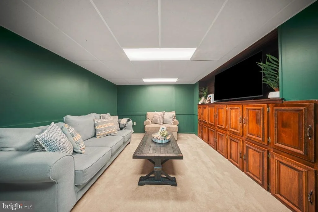 Photo of 24 POND VIEW DRIVE
