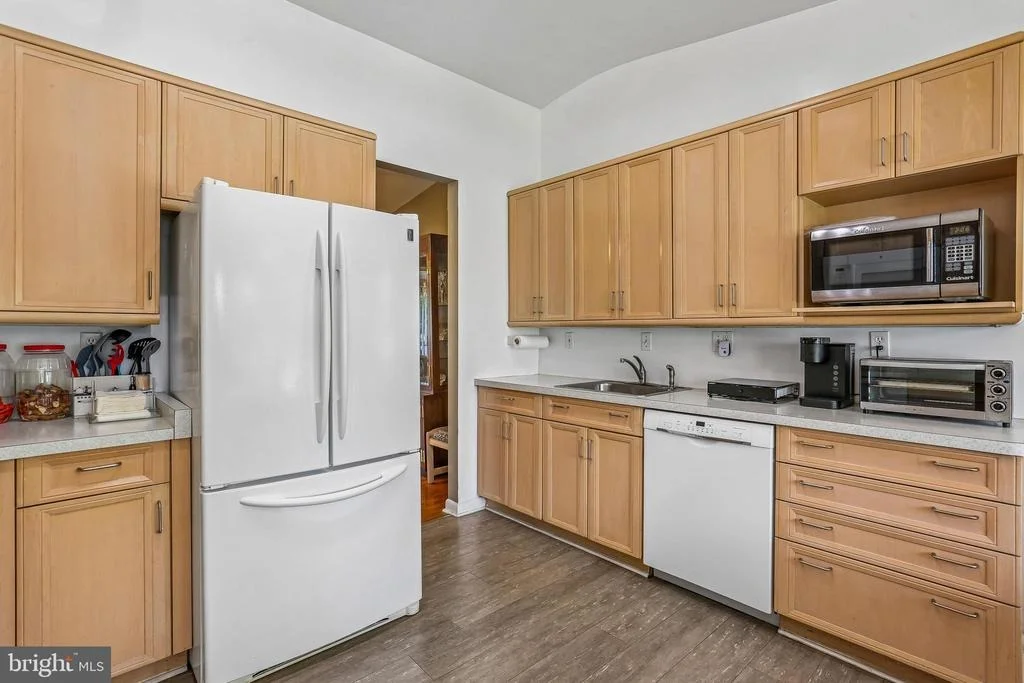 Photo of 2 FOXHALL COURT