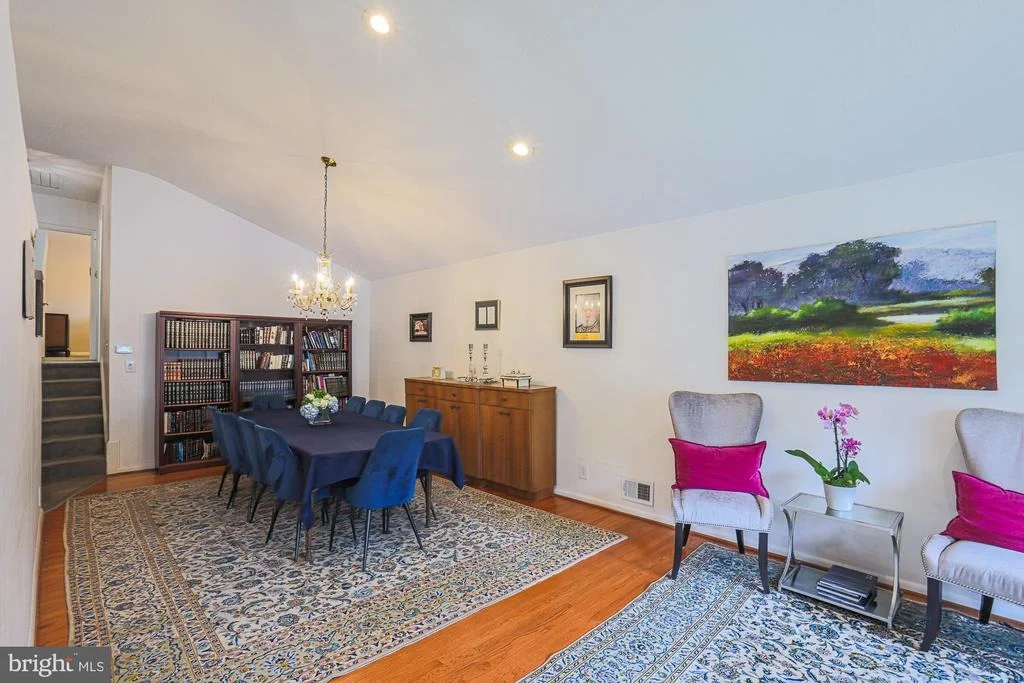 Photo of 5919 WINNER AVENUE