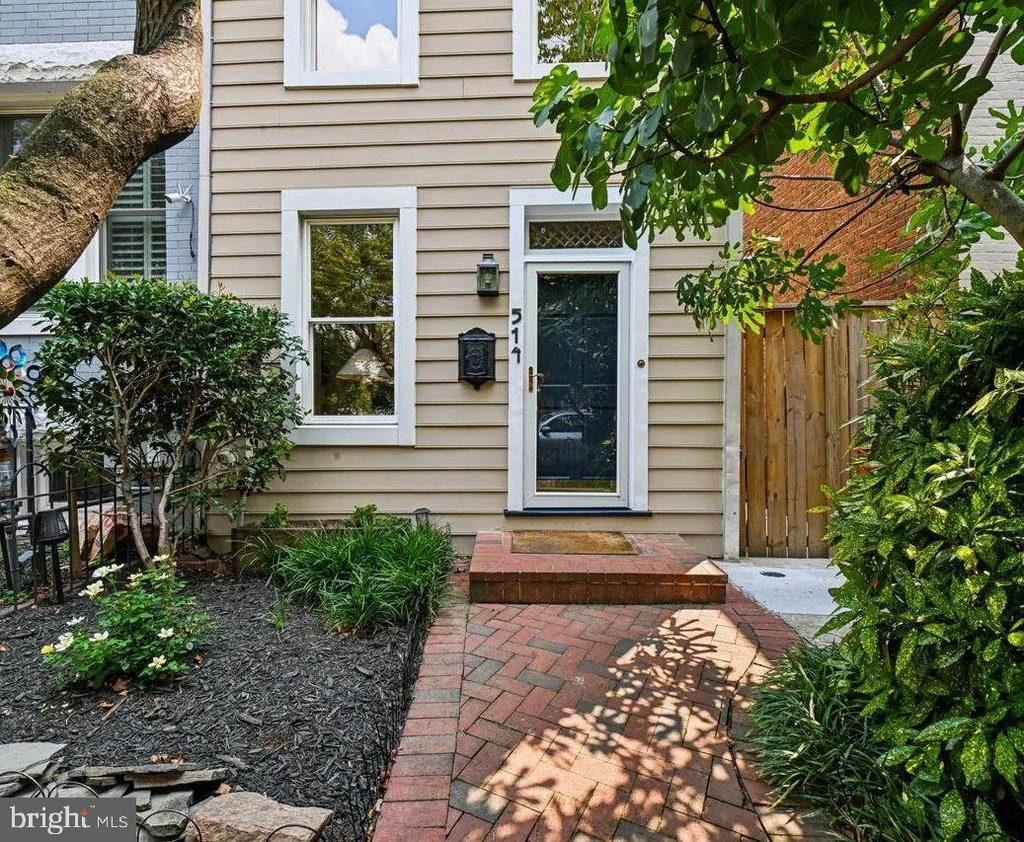 Photo of 514 13TH STREET SE