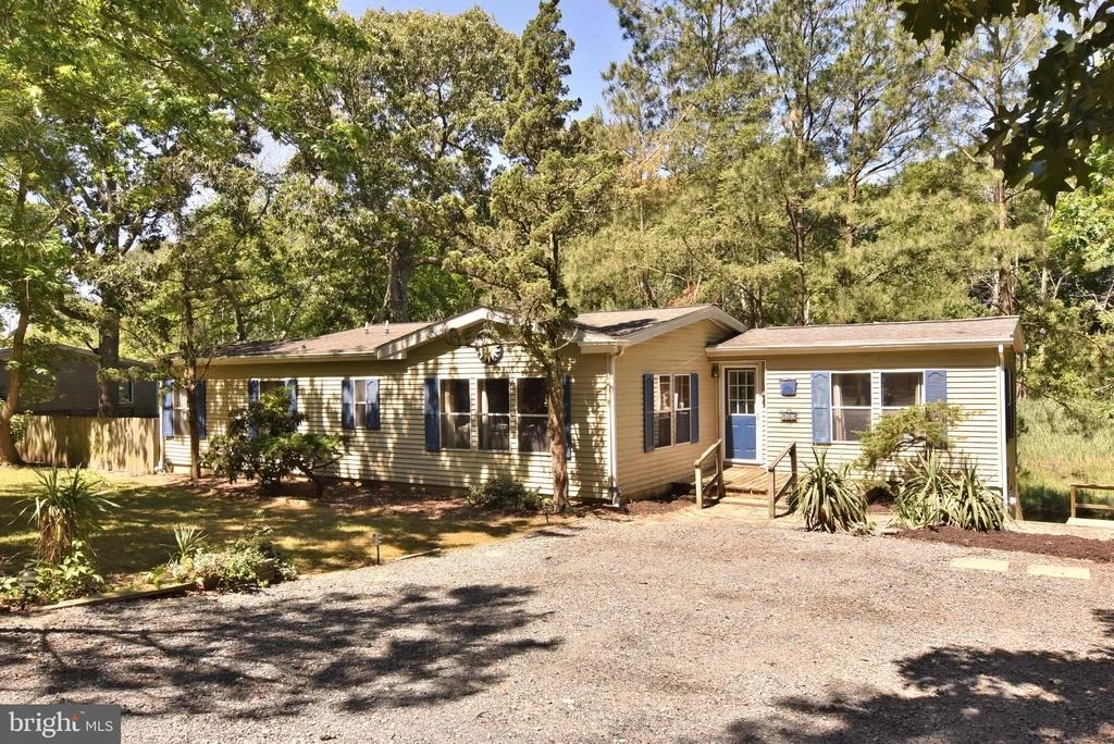 Photo of 133 SHADY RIDGE DRIVE