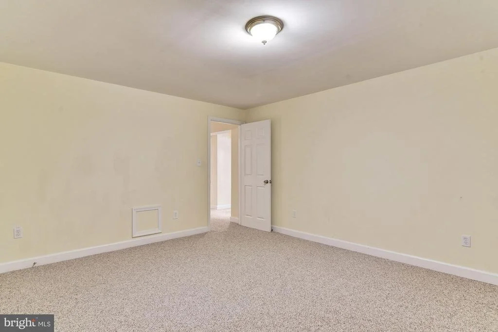 Photo of 1801 KINGS FOREST TRAIL