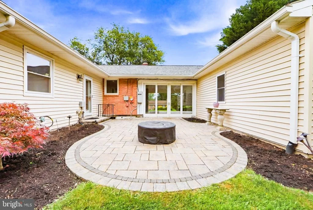 Photo of 2508 REDMILES DRIVE