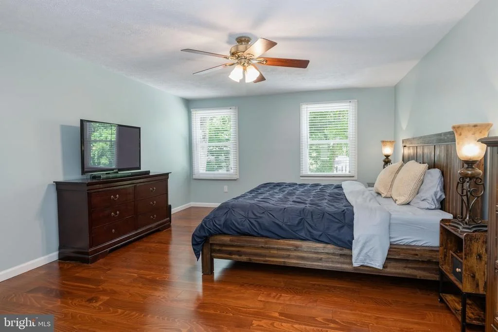 Photo of 15919 FAIRWAY DRIVE