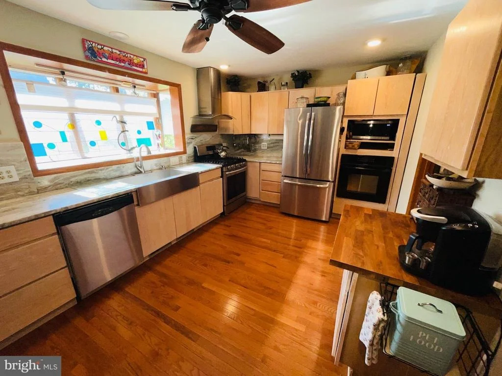 Photo of 31057 EDGEWATER DRIVE