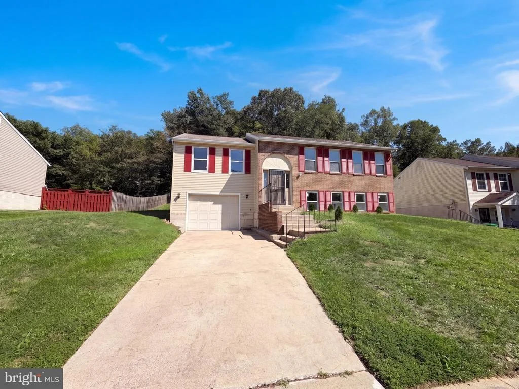 Photo of 12708 LAMPTON LANE