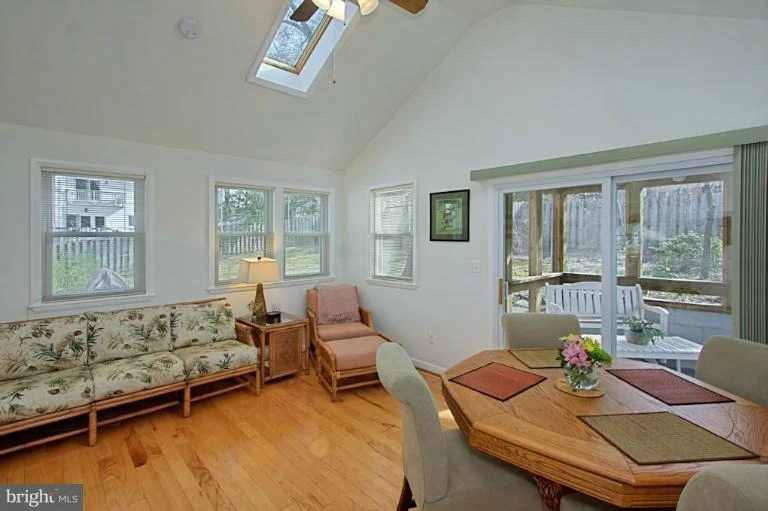 Photo of 1607 8TH PLACE