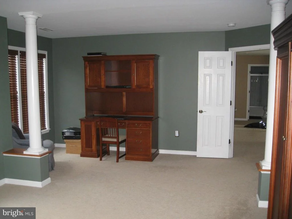 Photo of 4912 DOWNLAND TERRACE