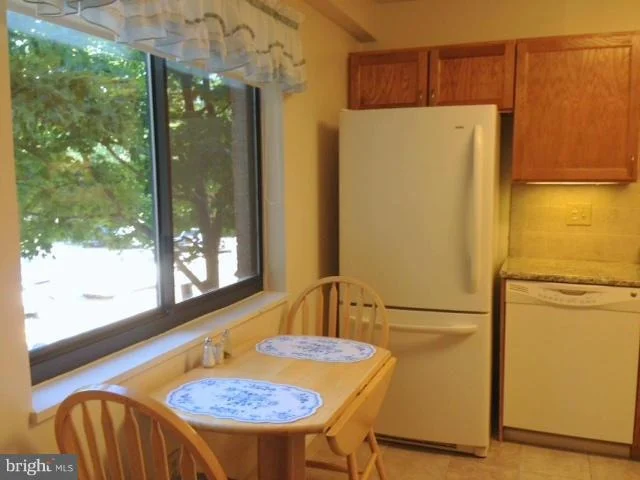 Photo of Unit 3126 at 15115 INTERLACHEN DRIVE