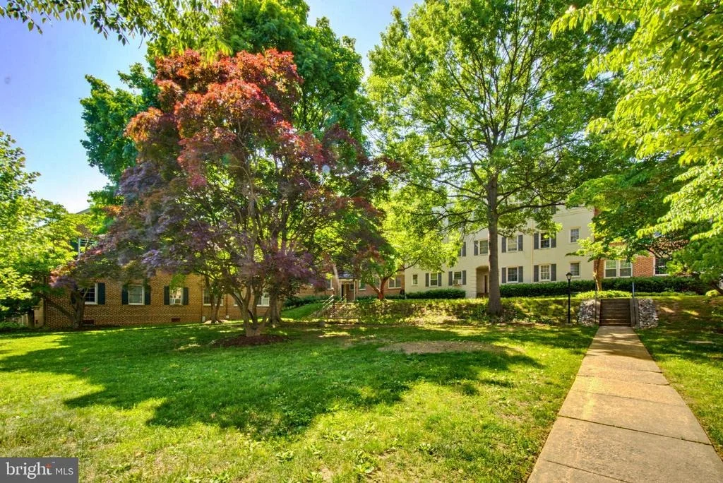 Photo of Unit 201 at 2214 COLSTON DRIVE