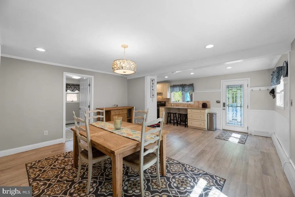 Photo of 607 REST AVENUE