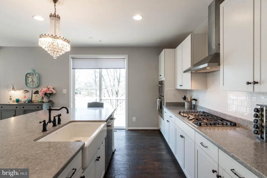 Photo of 1504 TOUCHARD DRIVE
