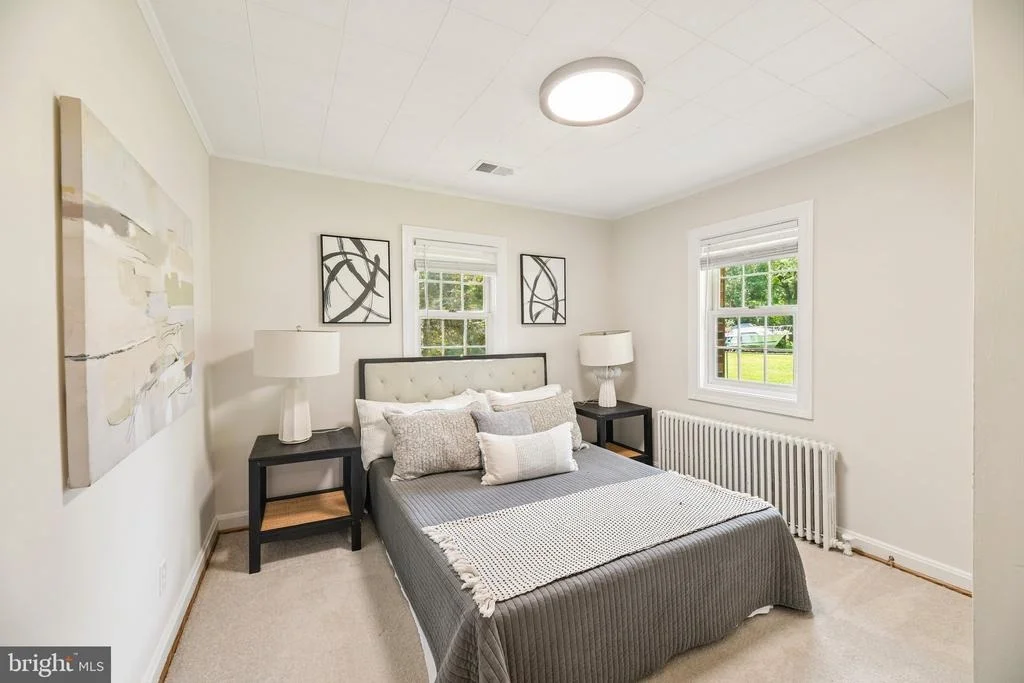 Photo of 8420 LEAF ROAD