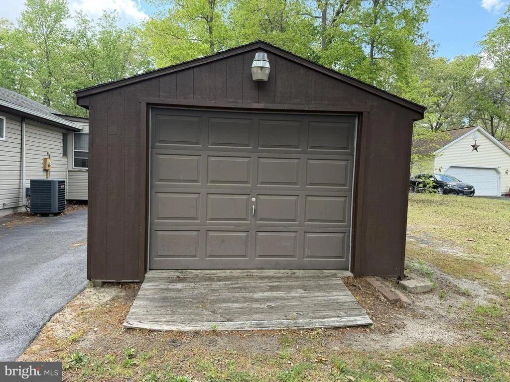 Photo of 25910 FOX GRAPE ROAD