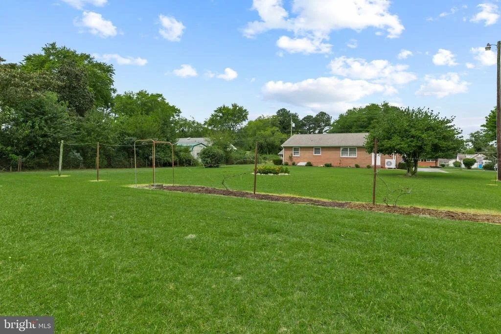 Photo of 325 CALVIN DRIVE