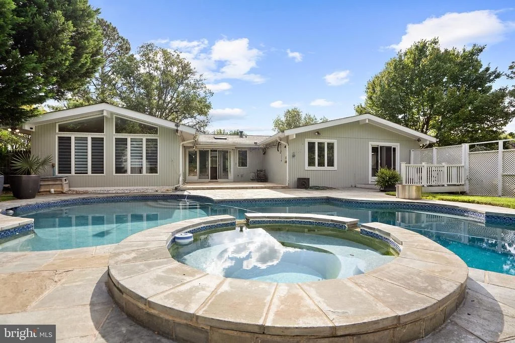 Photo of 11610 KAREN DRIVE
