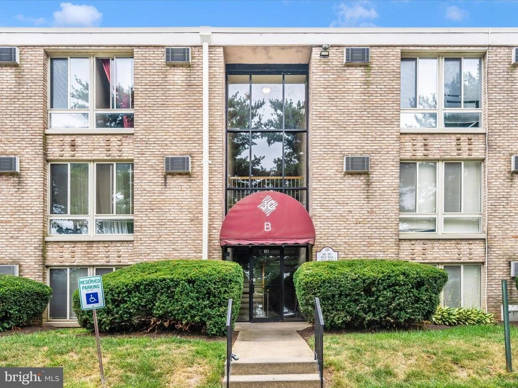 Photo of Unit B26 at 501 PROSPECT BOULEVARD