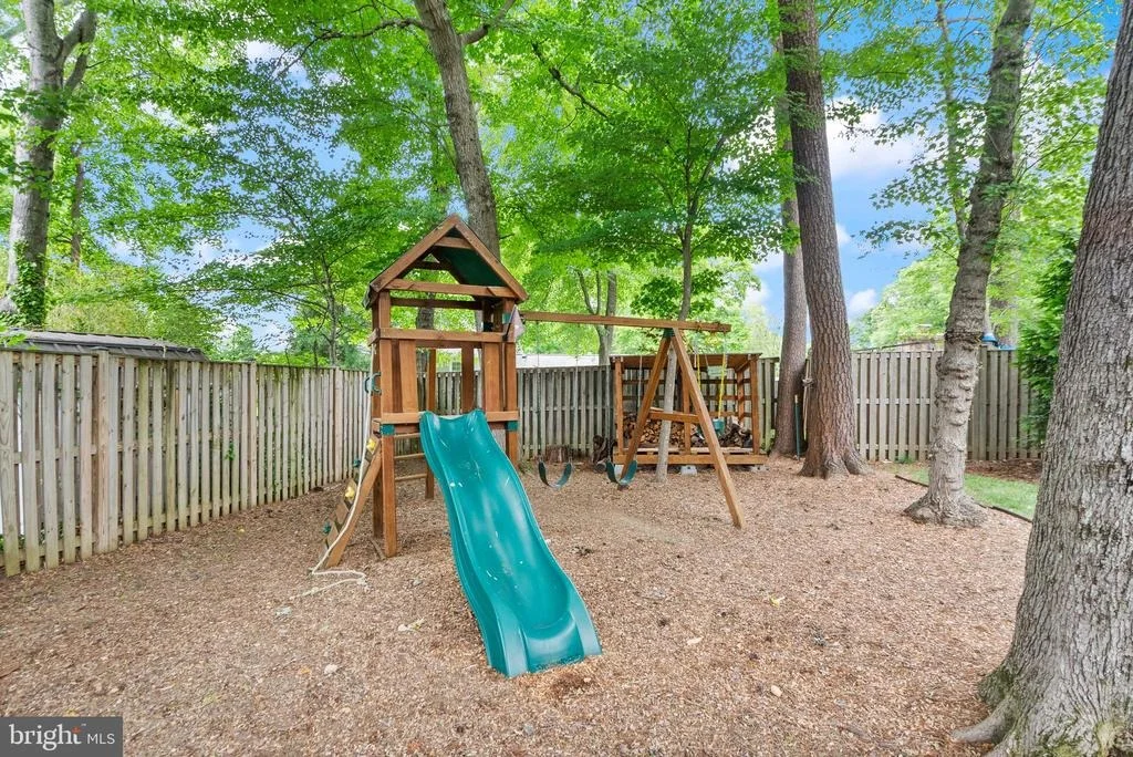 Photo of 8446 PORTER LANE