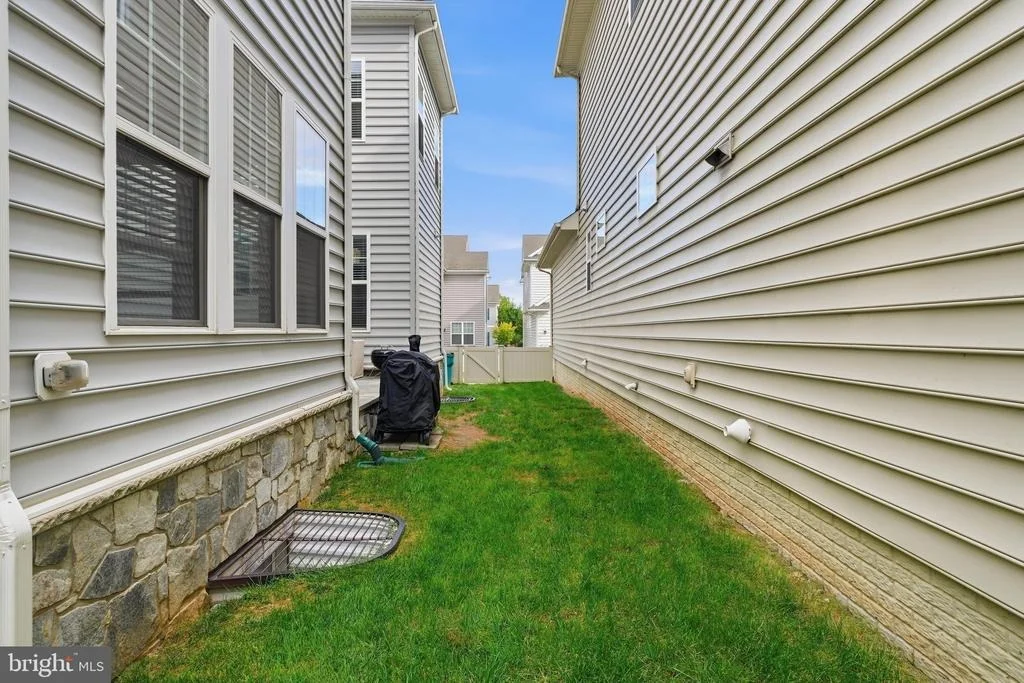 Photo of 5063 JUDICIAL WAY