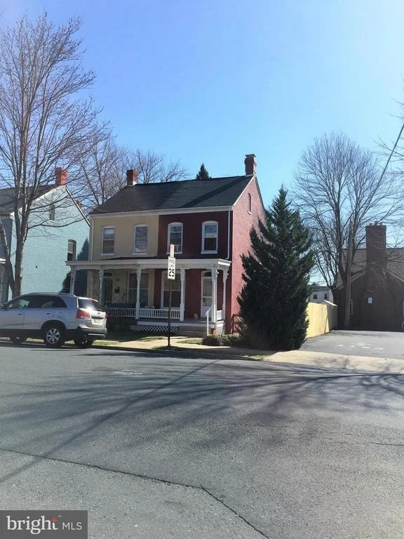 Photo of 520 TRAIL AVENUE