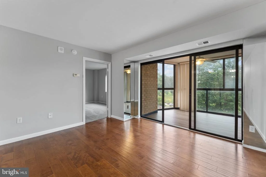 Photo of Unit 1401 at 15101 INTERLACHEN DRIVE