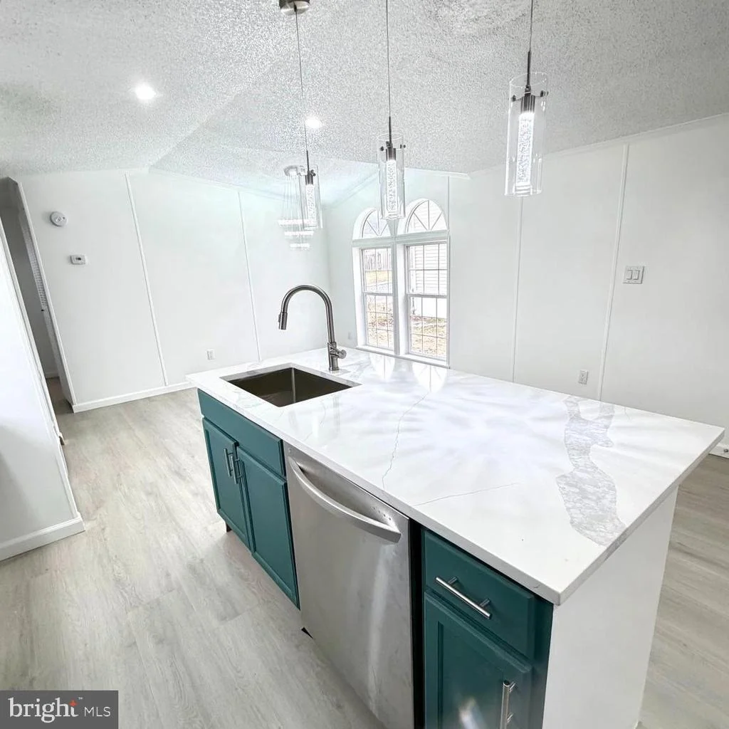 Photo of 4048 ABINGIN DRIVE