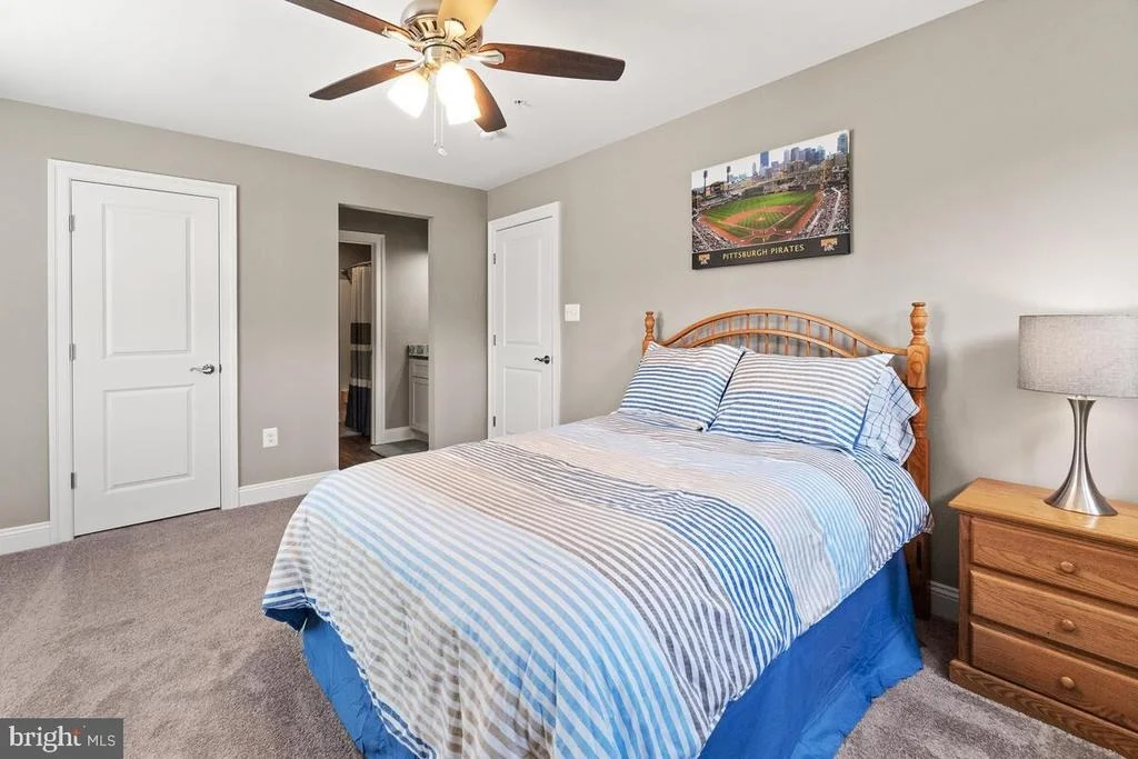 Photo of 8702 HAWBOTTOM ROAD