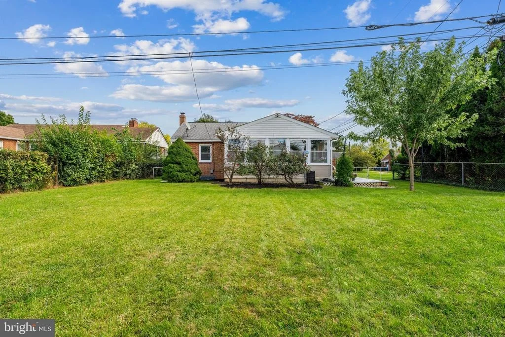 Photo of 919 SEMINOLE ROAD