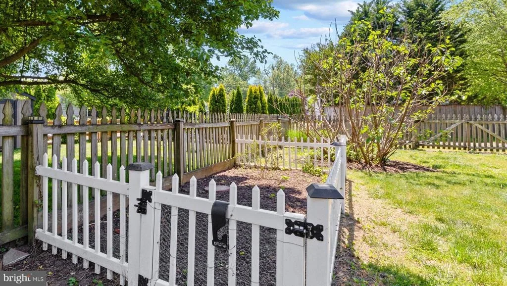 Photo of 8 HIGHLAND AVENUE