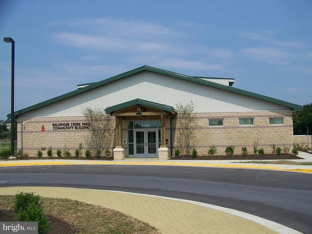 Photo of 2816 BALLENGER CREEK PIKE