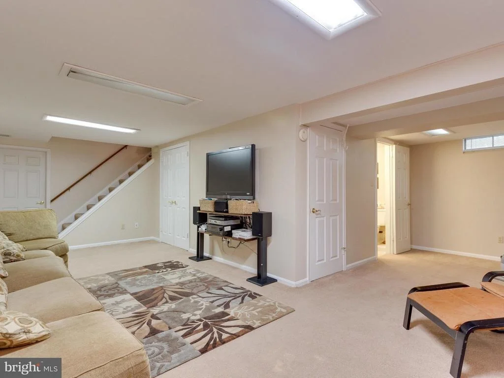 Photo of 8707 NANLEE DRIVE