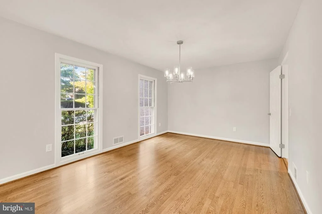 Photo of 8705 BELLS MILL ROAD