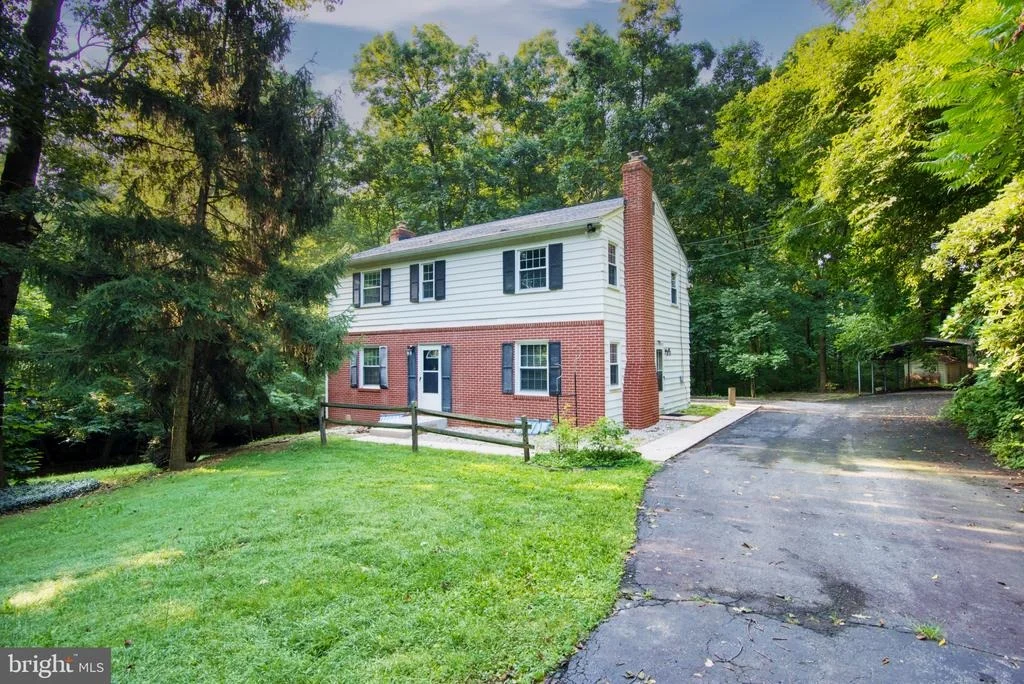 Photo of 1020 CEDAR CORNER ROAD