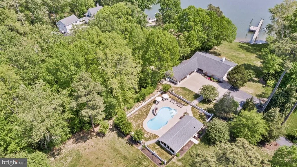 Photo of 2031 INDIAN CIRCLE