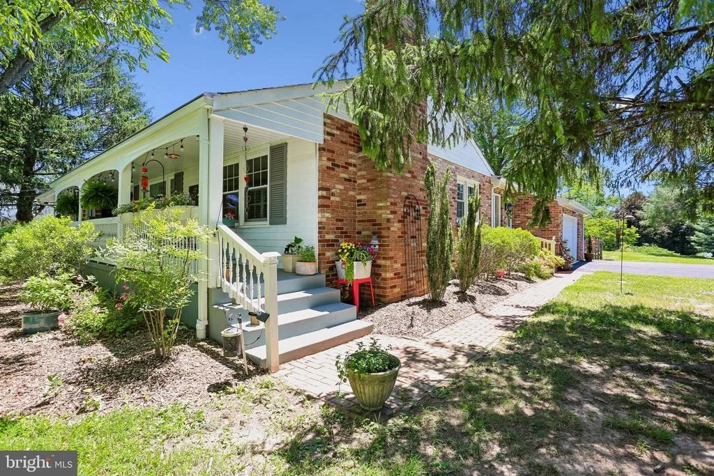Photo of 9304 GUE ROAD