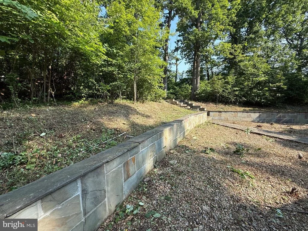 Photo of 9458 4TH PLACE