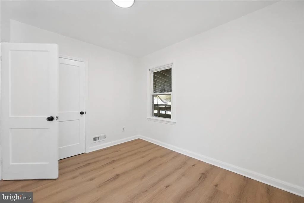 Photo of 25 MITCHELL AVENUE